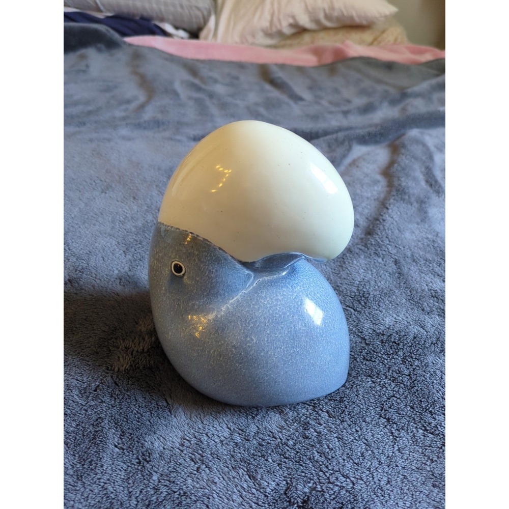 Vintage Mid‎ Century Modern Ceramic 7" Tall Tuscan Figurine White And Light Blue